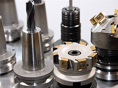 客戶在選擇連接器時，應該要關注那些點？